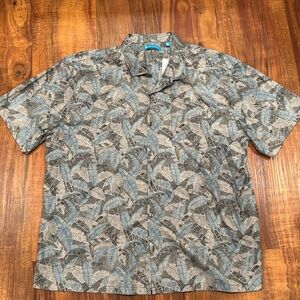 Tori Richard gray/blue palm Hawaiian shirt
